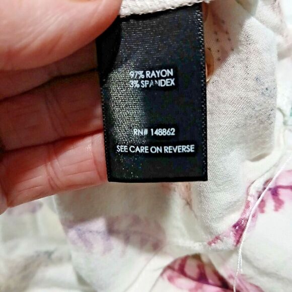 Torrid Women Size 4 Adult Boho Minimalist Shirt with 1 Pocket, 2020. - Picture 4 of 8